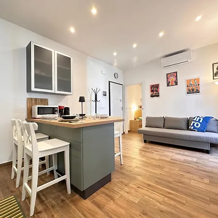 L&r - Casa Ditto - Finemente Ristrutturato Con Aria Condizionata, Balcone E Parcheggio A Poca Distanza Appartement San Remo