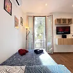 L&r - Casa Ditto - Finemente Ristrutturato Con Aria Condizionata, Balcone E Parcheggio A Poca Distanza * Sanremo