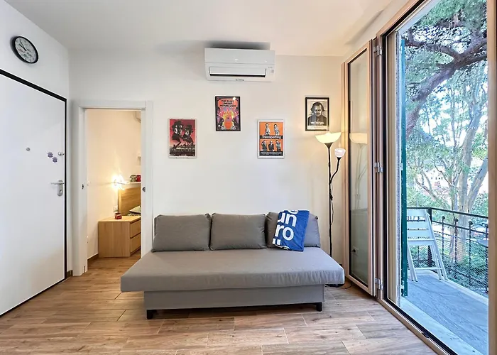 L&r - Casa Ditto - Finemente Ristrutturato Con Aria Condizionata, Balcone E Parcheggio A Poca Distanza * San Remo