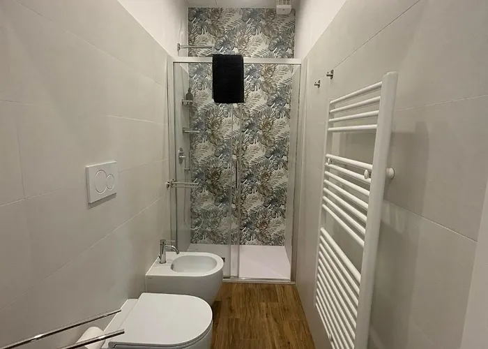 Apartament L&r - Casa Ditto - Finemente Ristrutturato Con Aria Condizionata, Balcone E Parcheggio A Poca Distanza San Remo